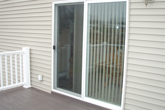 Lake Butler-screen-door-repair